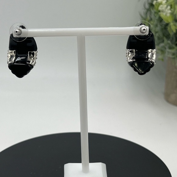 Kenneth Jay Lane Black Carved Resin Demi Hoop Earring with Clear‎ Crystals New - Picture 6 of 12